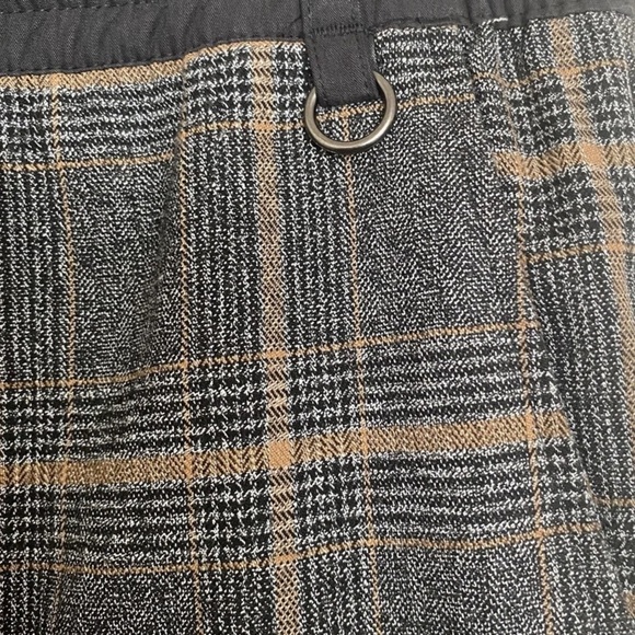 Pacsun Women Slim Stretch Cropped Ankle Cargo Pants Size Medium Gray Plaid - Picture 4 of 9